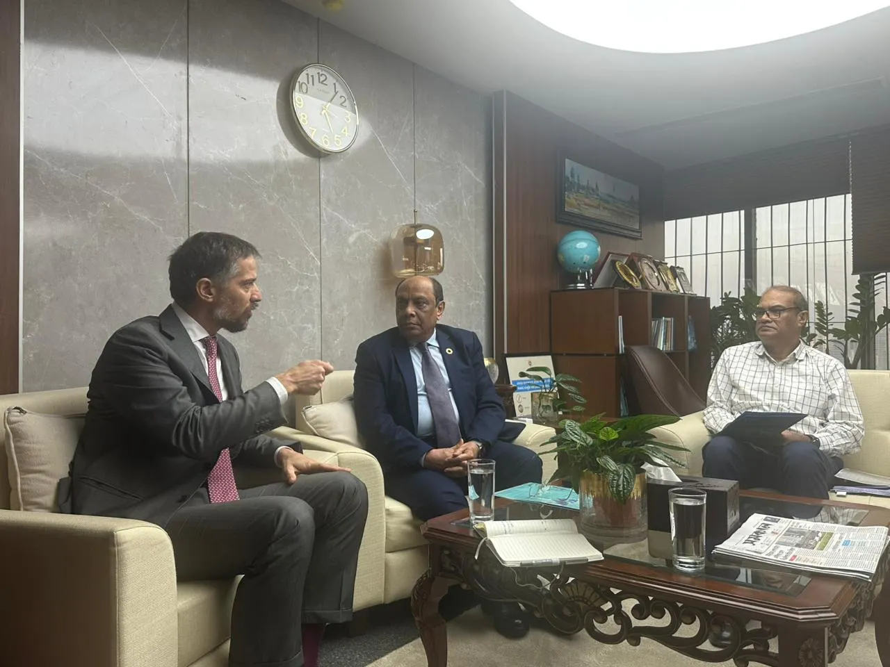 STREAM Programme meeting with Dr Neyamat Ullah Bhuiyan, Senior Secretary of Bangladesh's Ministry of Expatriates' Welfare and Overseas Employment, 21 October 2025, Dhaka 
