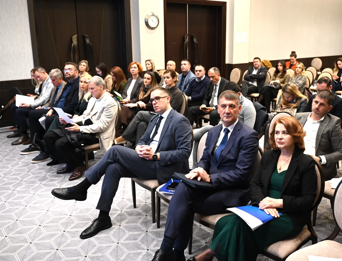Participants in the national dialogue on Montenegro’s green transition