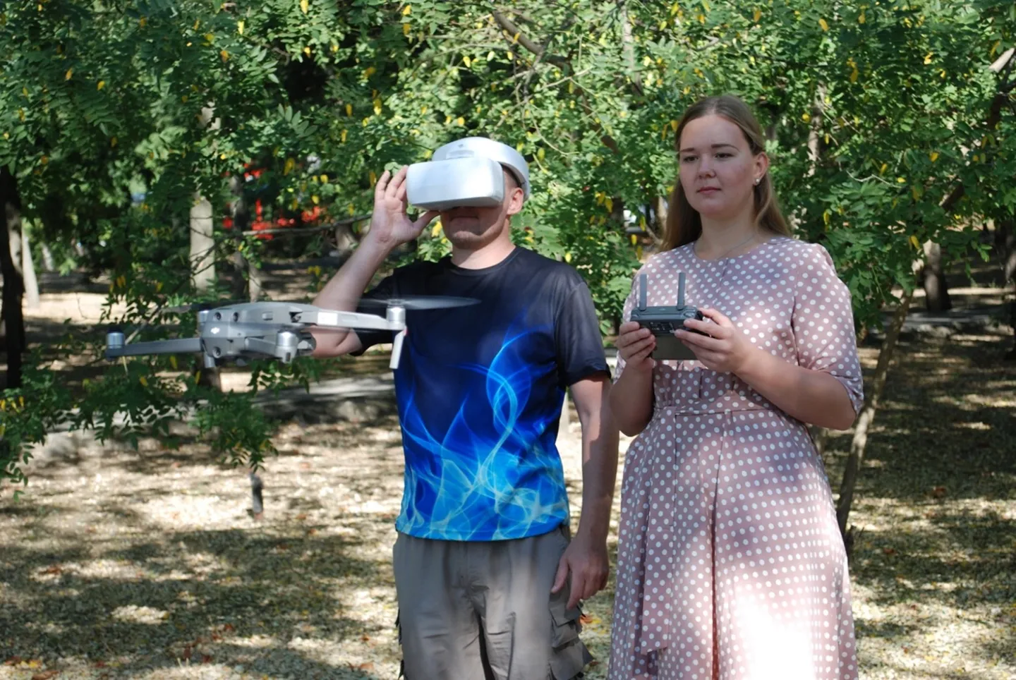 Ukrainian women and customer using the equipment in a city park