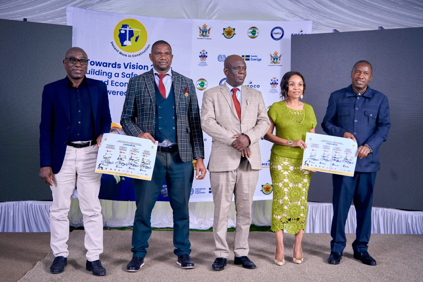 Social partners presenting signed decent work pledge