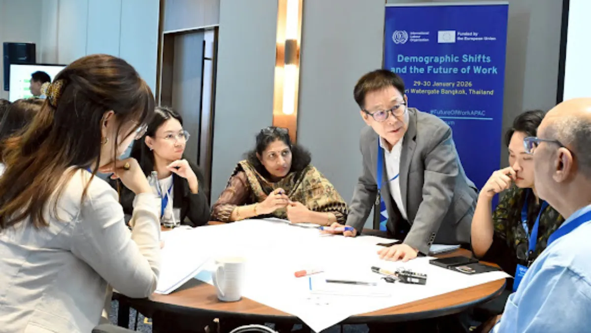 Knowledge exchange among participants at the Demographic Shifts and the Future of Work Forum in Bangkok 9 January 2026.