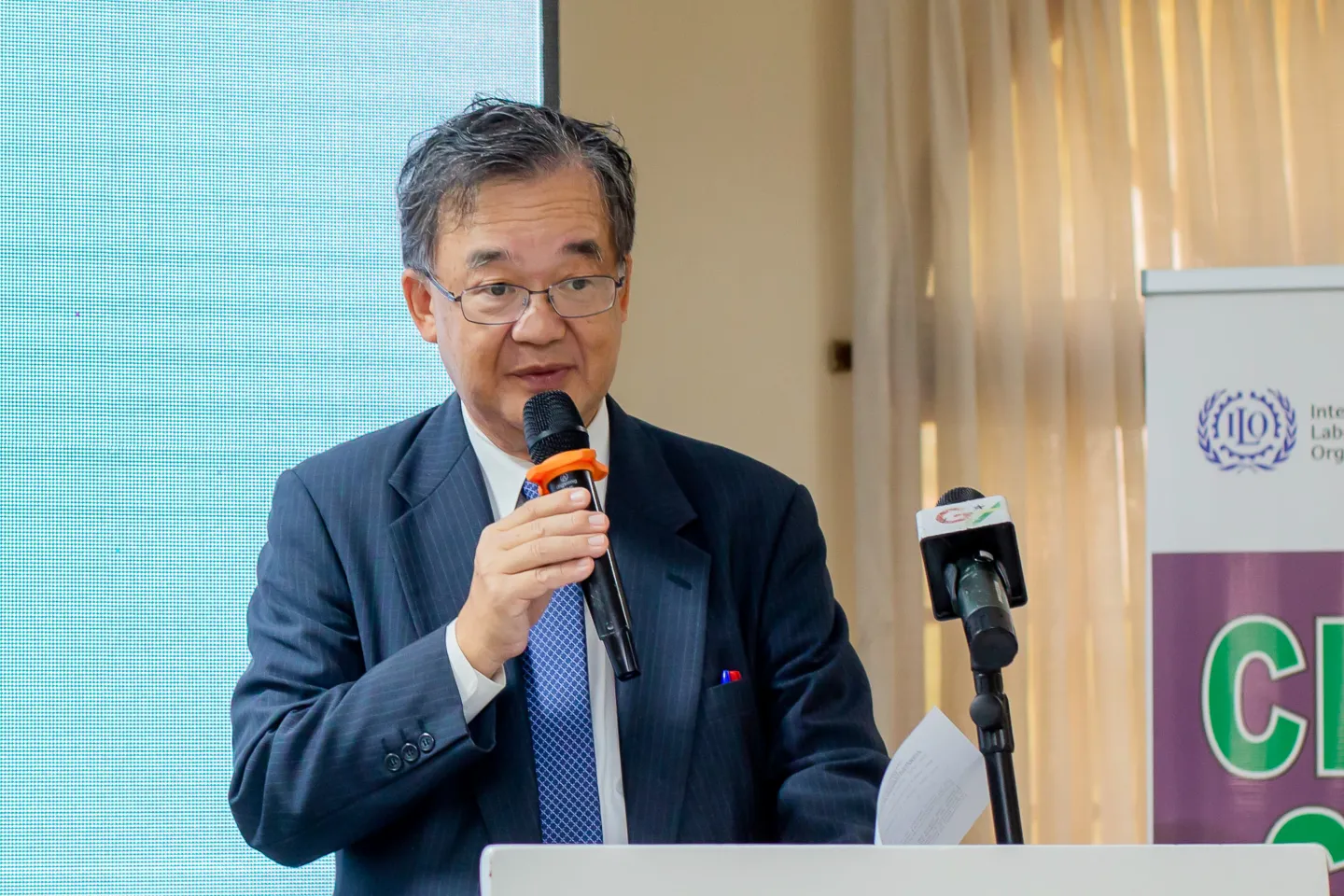 Hiroshi Yoshimoto, Ambassador of Japan to Ghana, speaks at the national closure event of the CLIMATE-Cocoa Project in Accra.