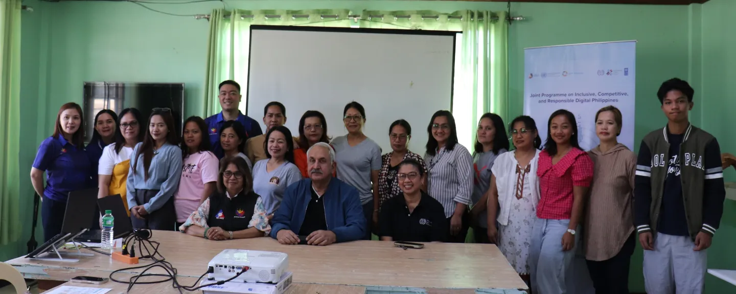 group photo of partners and participants