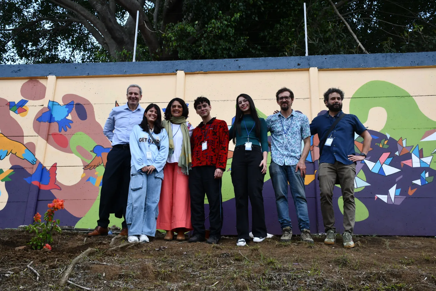 Inauguración del mural en contra de la discriminación étnico-racial 