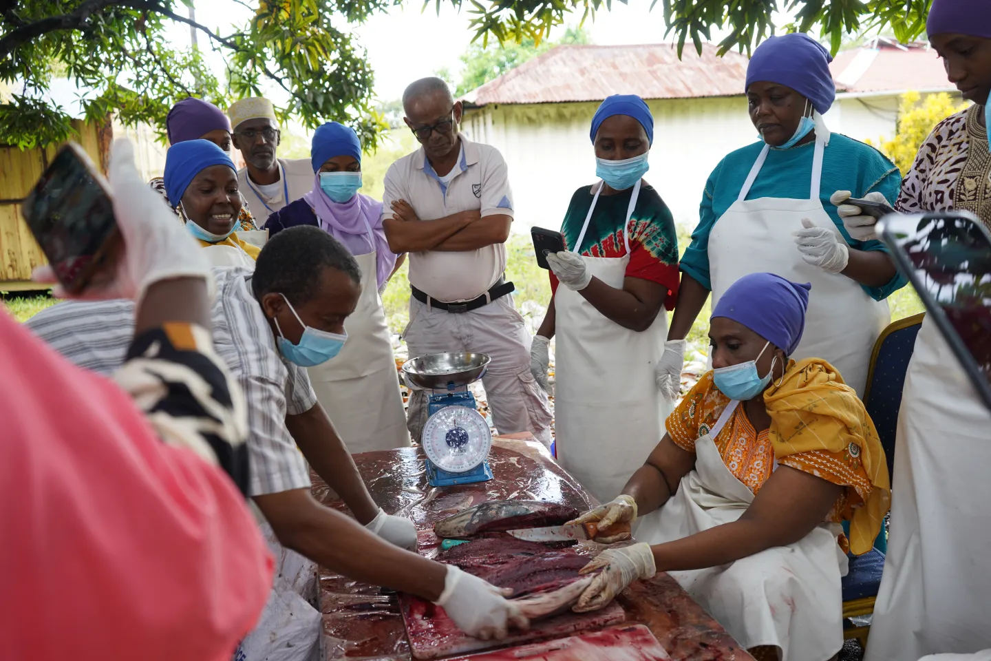 Association des femmes en plein apprentissage ave cle projet RISEC de l'OIT à Mohéli Comores