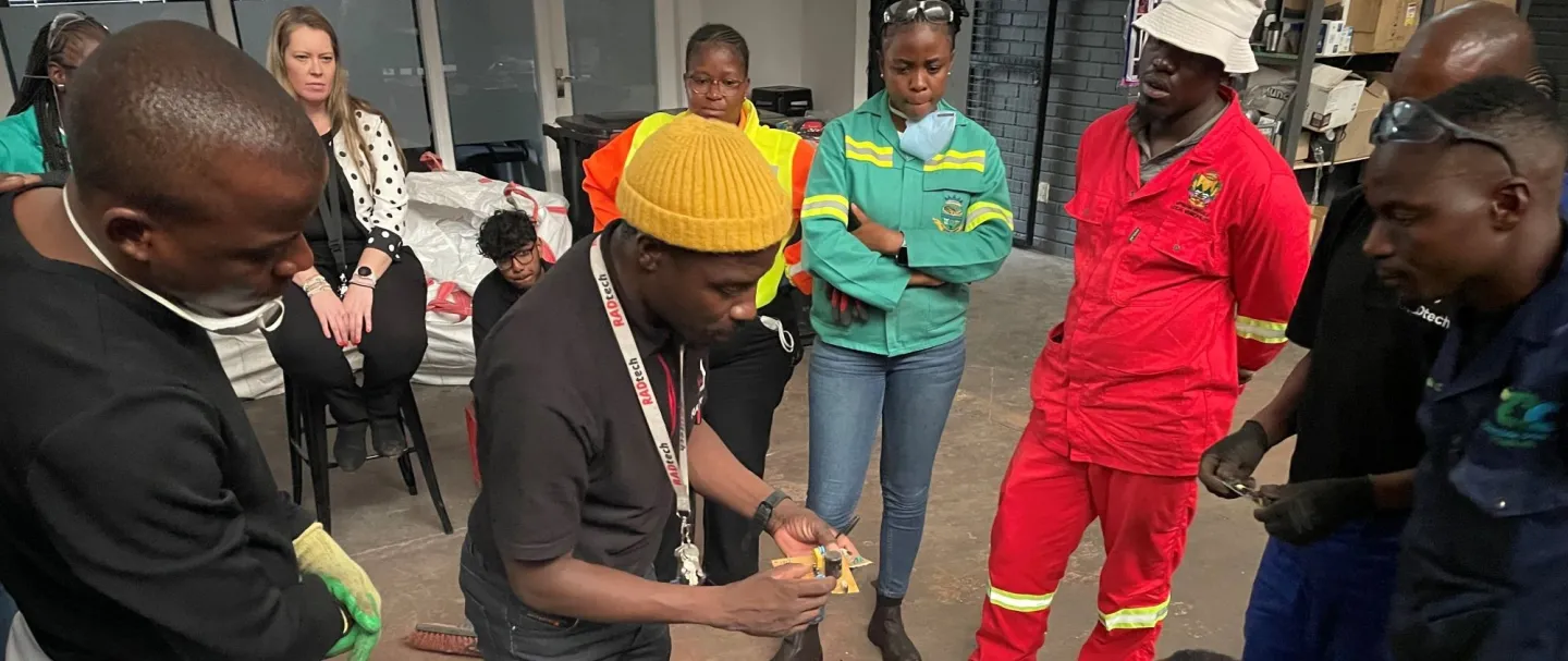 Youth in EWaste training