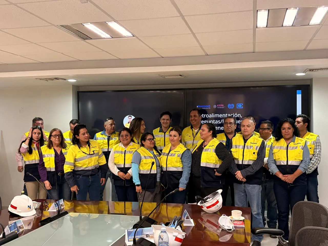 Visita de inspectores mexicanos a minas de Zacatecas 