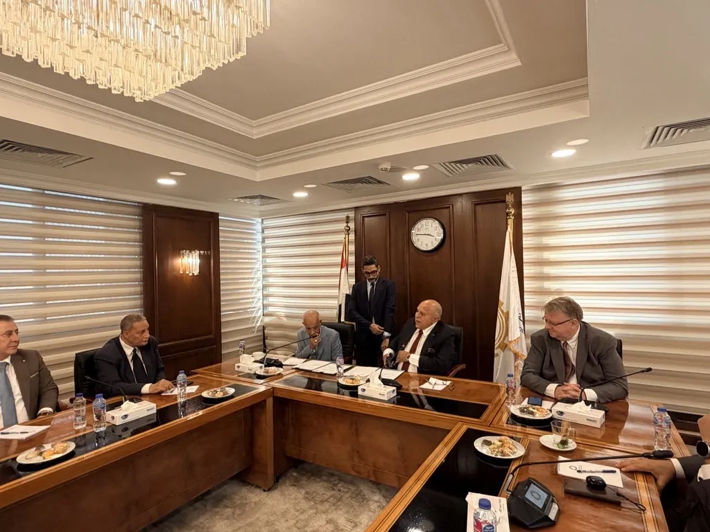 Egyptian Trade Union Federation (ETUF) and the Federation of Egyptian Industries (FEI) sign a Memorandum of Understanding in Cairo. October 2026